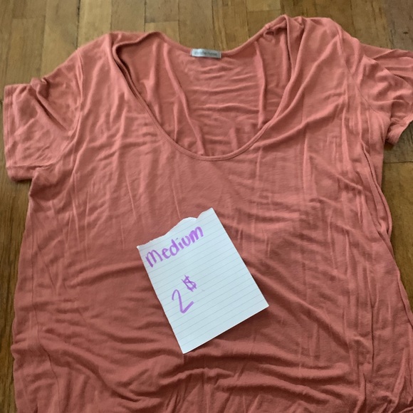 clothes - Picture 7 of 8